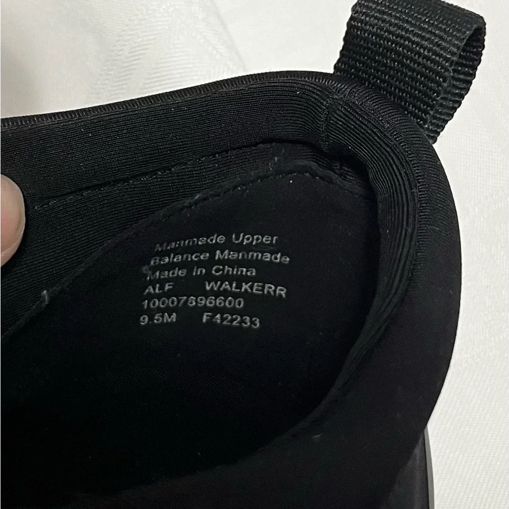 9.5 Alfani Walking Shoe - Picture 9 of 9